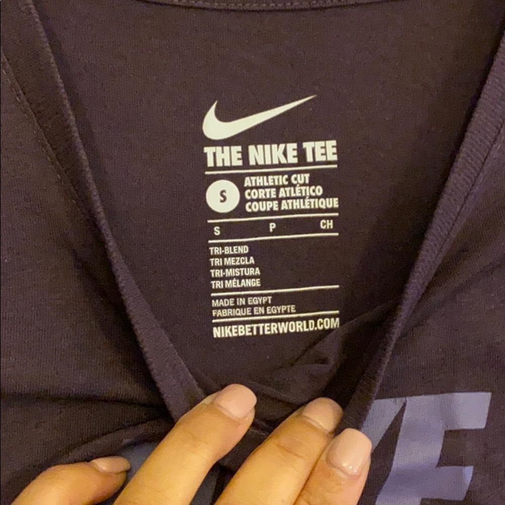 Nike Tee - Picture 3 of 3